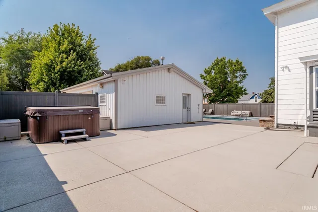 $474,900 | 400 South Prairie Street, Brookston, IN 47923