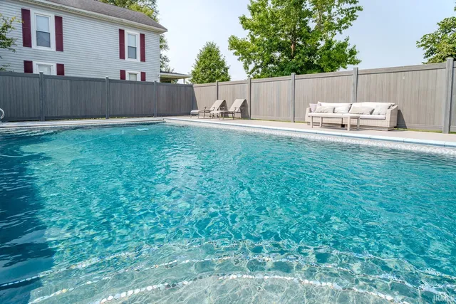 $474,900 | 400 South Prairie Street, Brookston, IN 47923