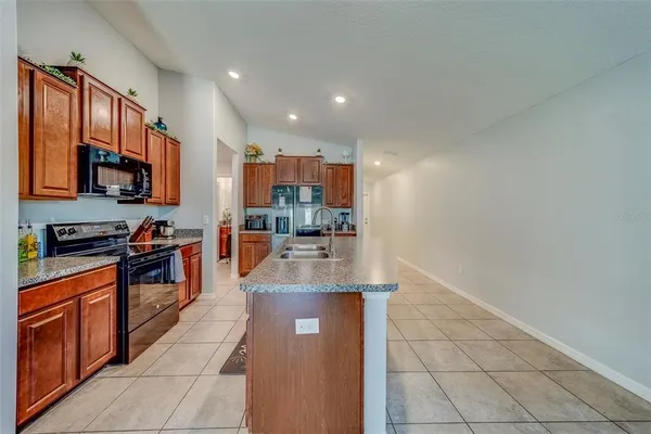 a view of a livingroom and dining room