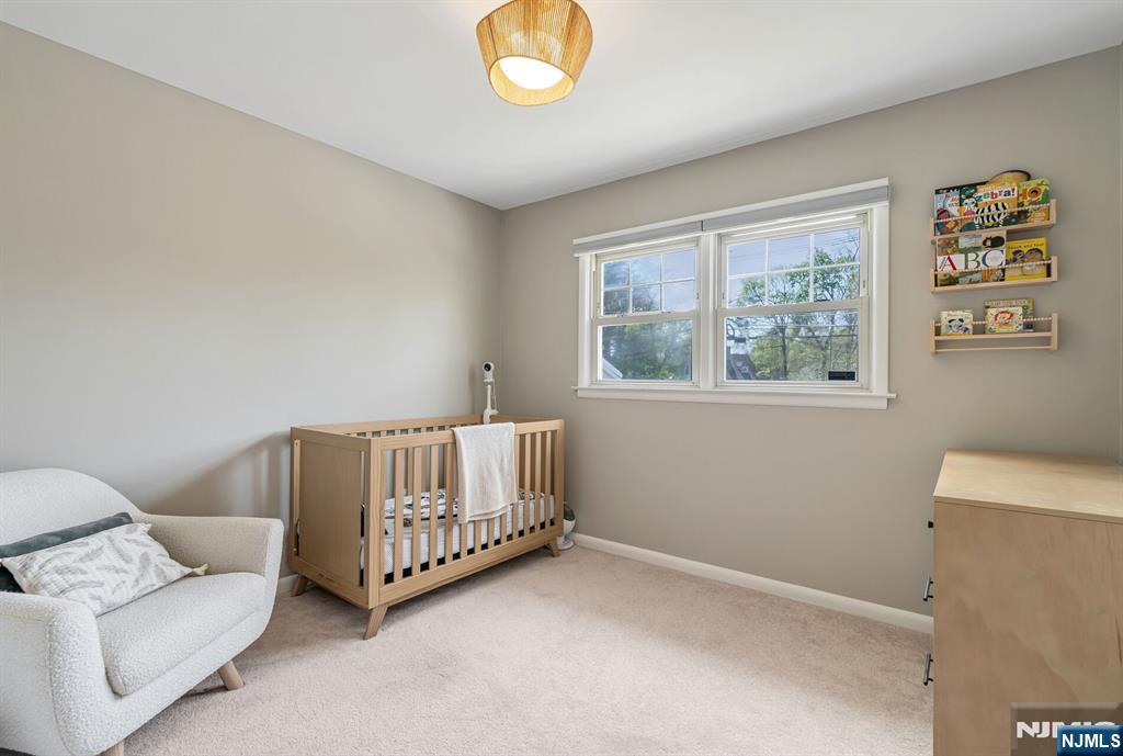 542 Nagle Street Ridgewood, NJ 07450 - Photo 16 of 29