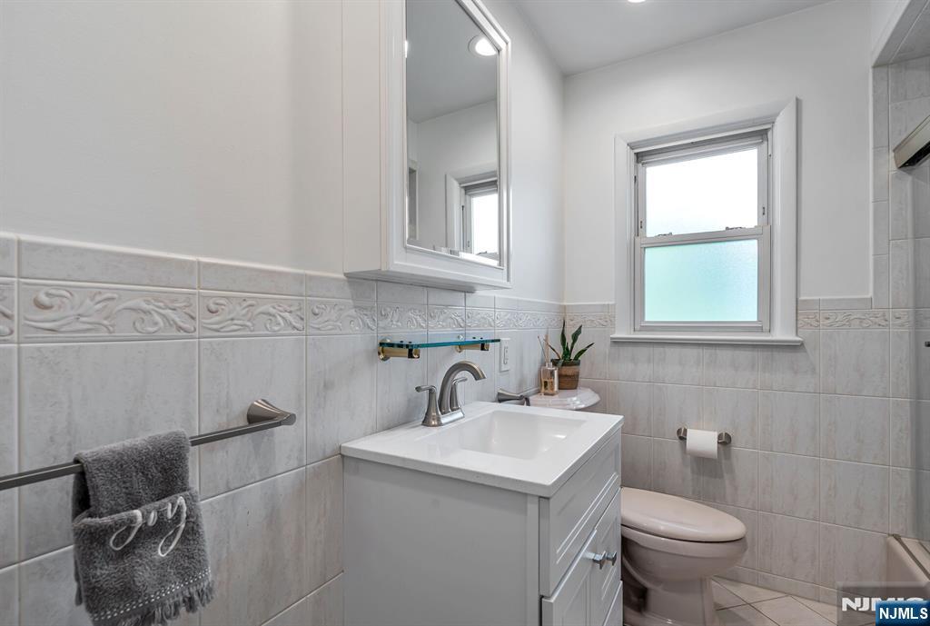 542 Nagle Street Ridgewood, NJ 07450 - Photo 21 of 29