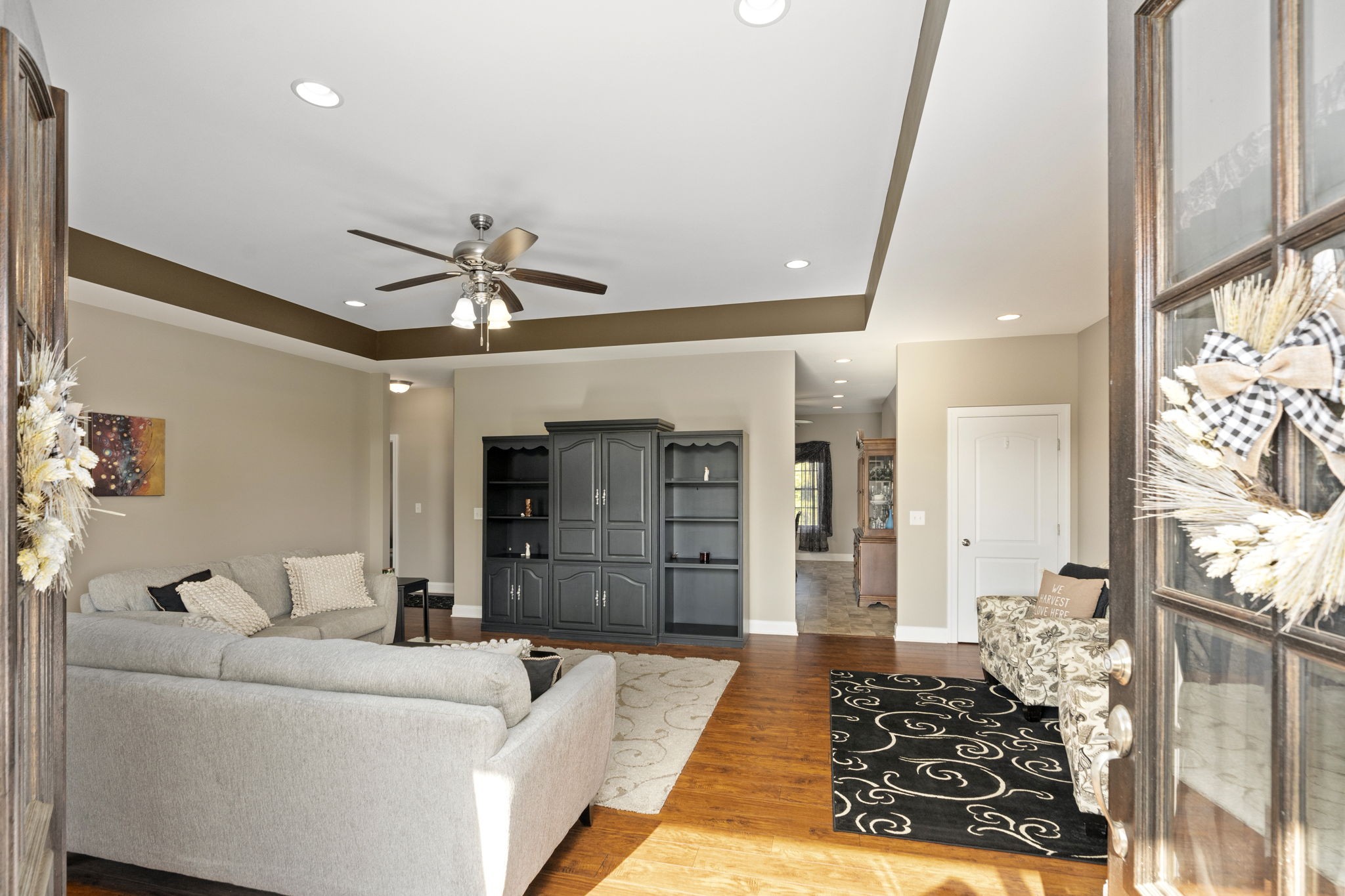 4600 Benson Road Springfield, TN 37172 - Photo 17 of 64 a living room with furniture and a rug