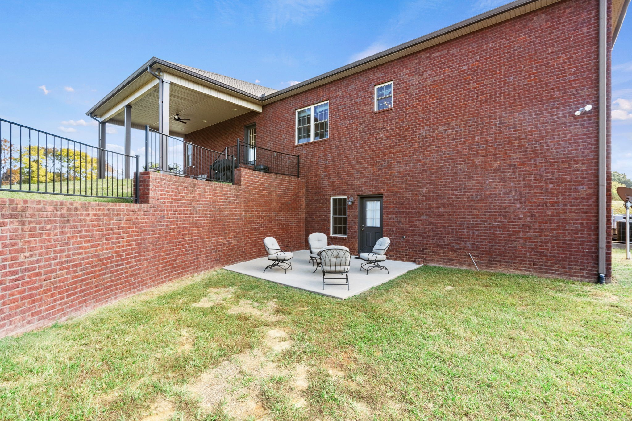 4600 Benson Road Springfield, TN 37172 - Photo 59 of 64 a front view of a house with a yard
