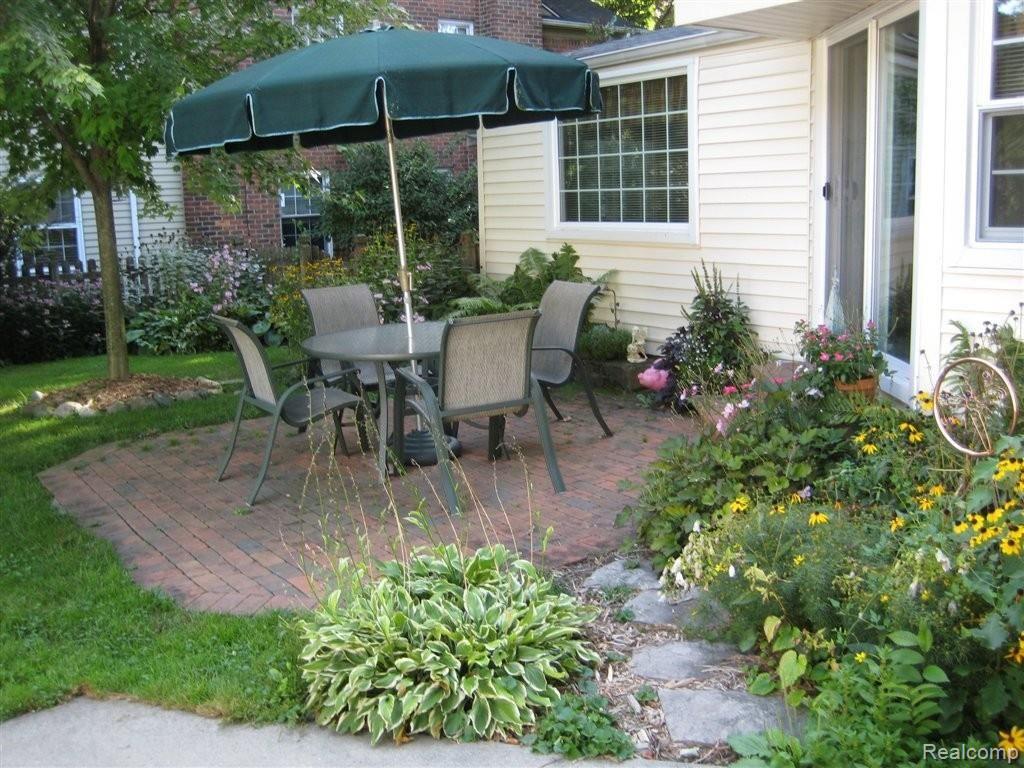 4088 Cumberland Road Berkley, MI 48072 - Photo 40 of 49 Patio/Garden