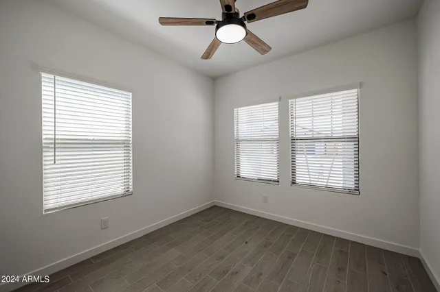 $2,700 | 7917 North 79th Avenue, Glendale, AZ 85303