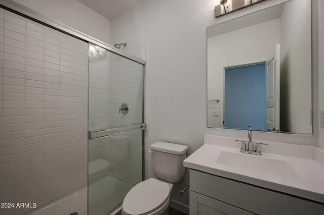 $2,700 | 7917 North 79th Avenue, Glendale, AZ 85303