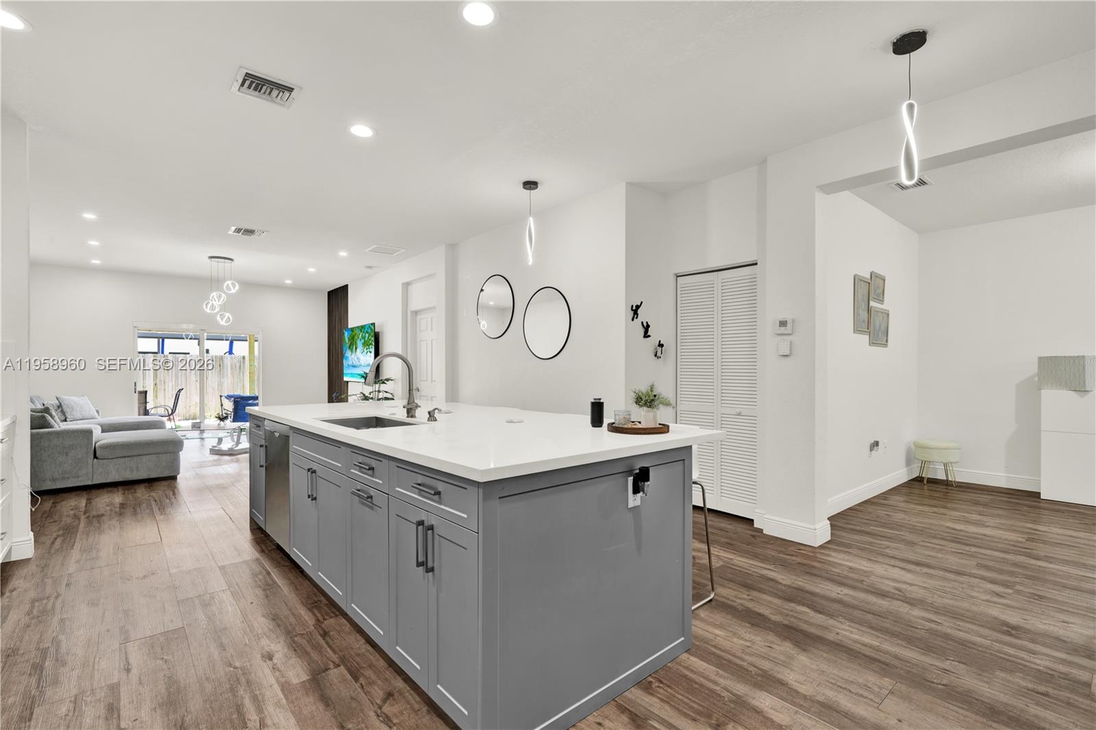 3472 Northeast 2nd Street Homestead, FL 33033 - Photo 14 of 38