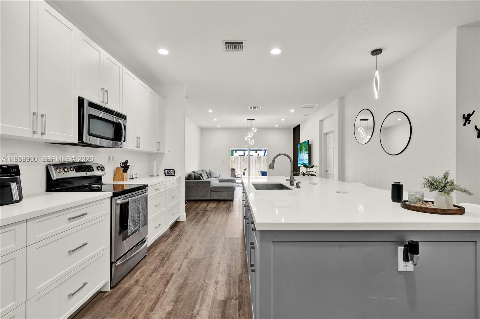 3472 Northeast 2nd Street Homestead, FL 33033 - Photo 15 of 38