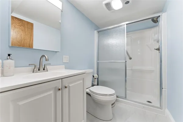 $495,000 | 41 Whitcomb Road, East Providence, RI 02915