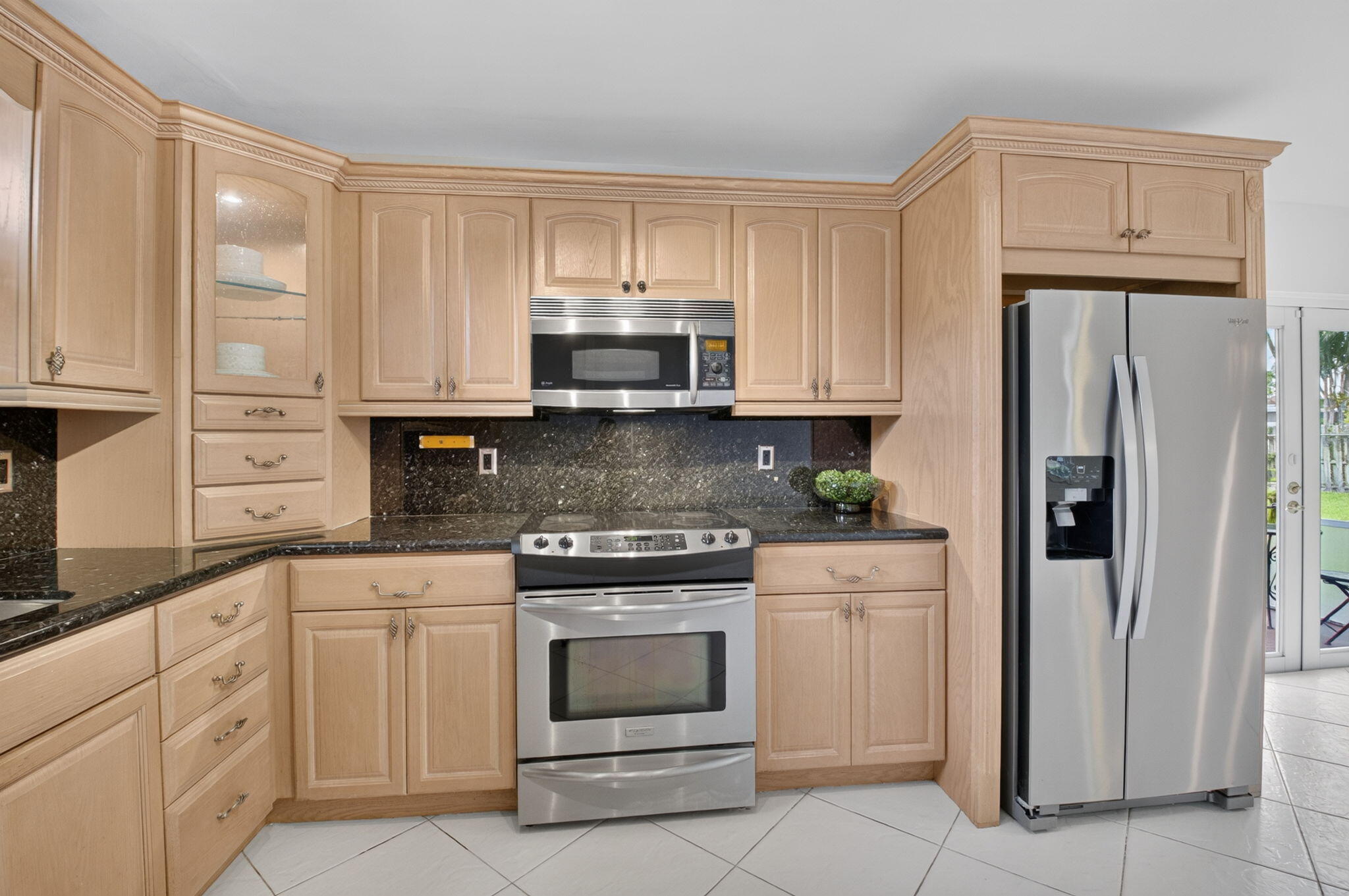 4599 Betelnut Street Boca Raton, FL 33428 - Photo 13 of 28 Kitchen