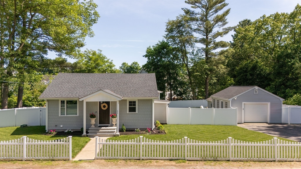 95 Van Kleeck Road Millis, MA 02054 - Photo 1 of 32 Gallery Image 1