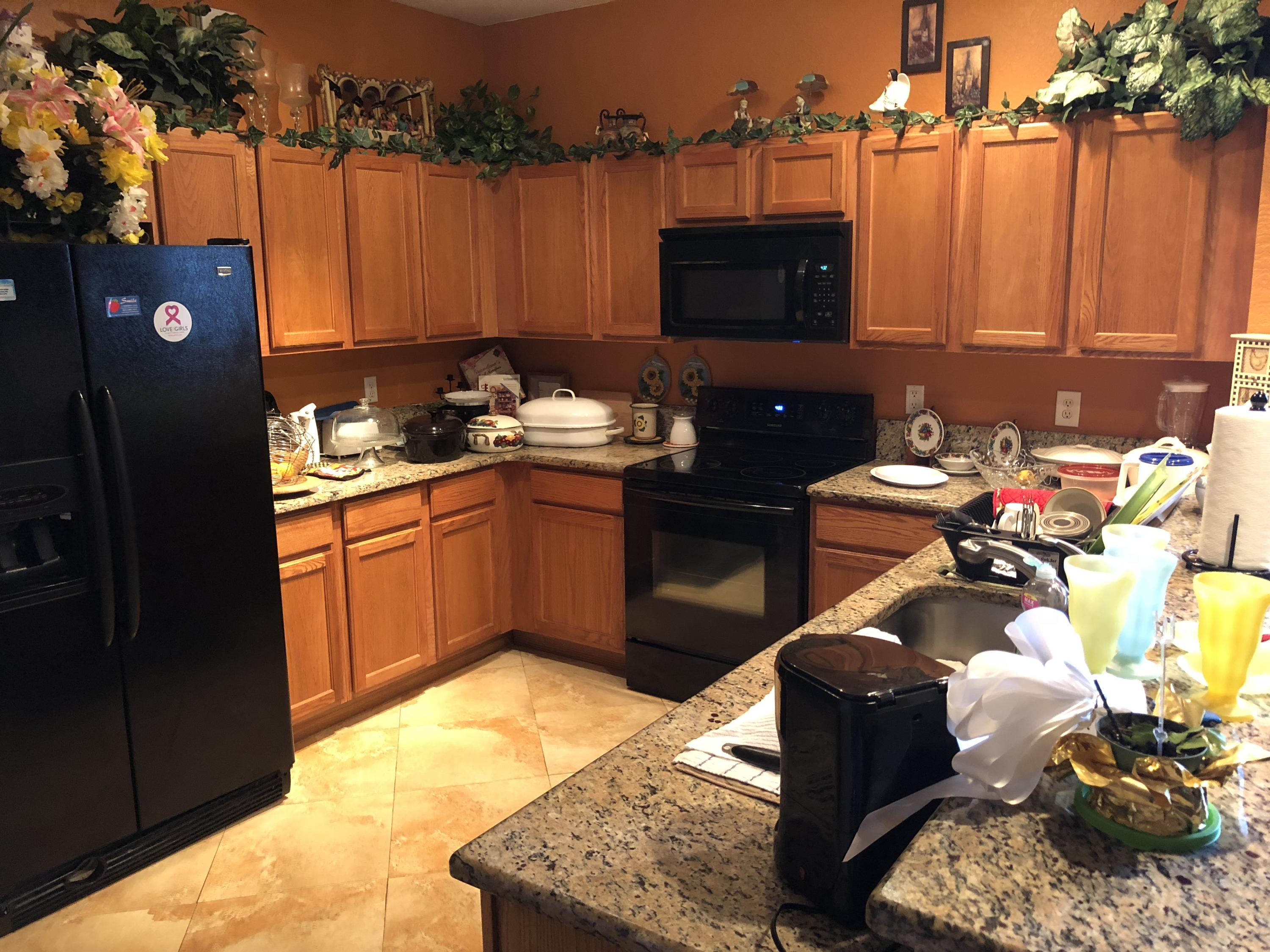 1250 Rose Gate Boulevard Riviera Beach, FL 33404 - Photo 2 of 18 IMG_2893