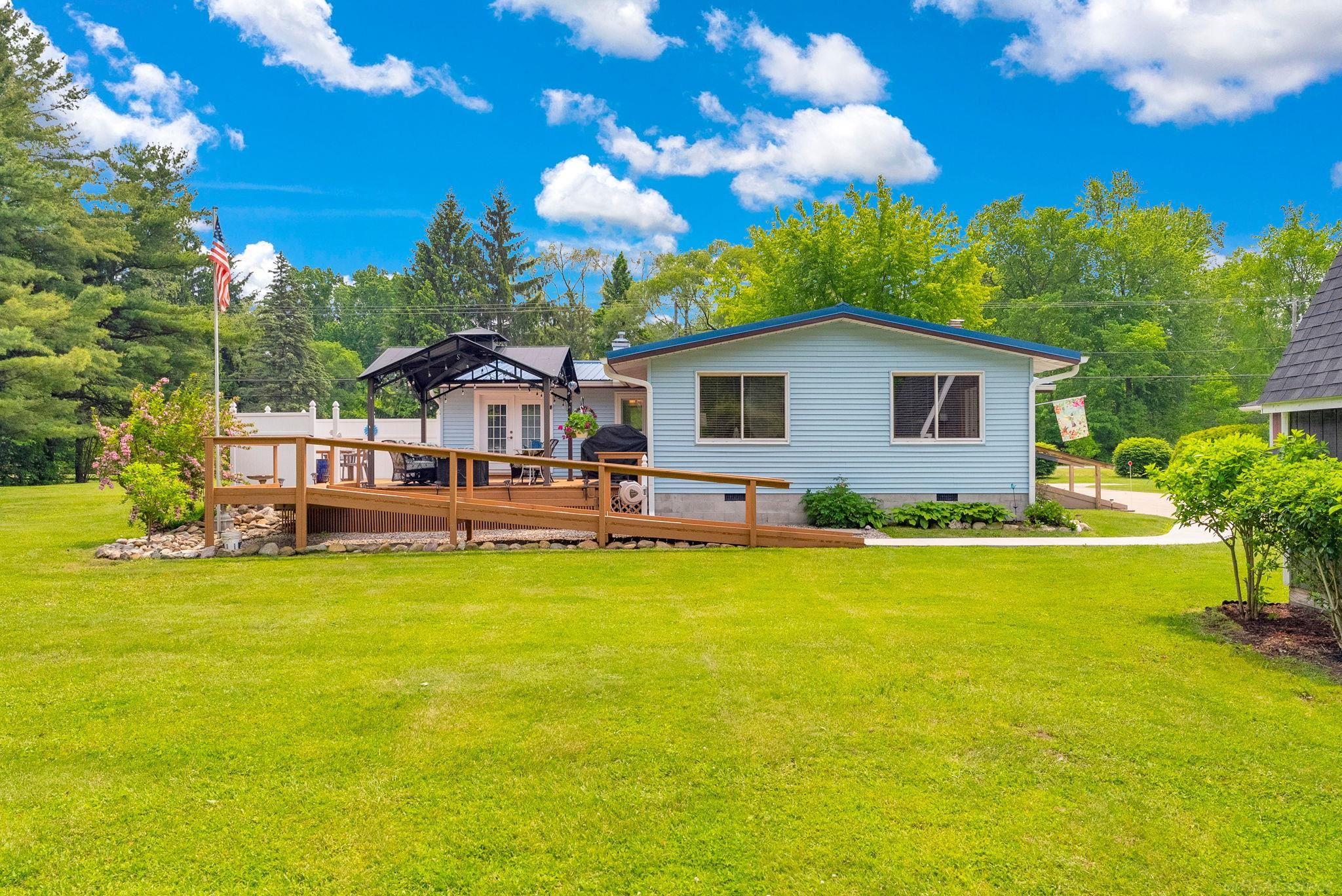3630 Myrtle Road Fort Gratiot, MI 48059 - Photo 31 of 61 50177714-6d614321-a23d-4630-aa5e-2e658fa9b923.JPG