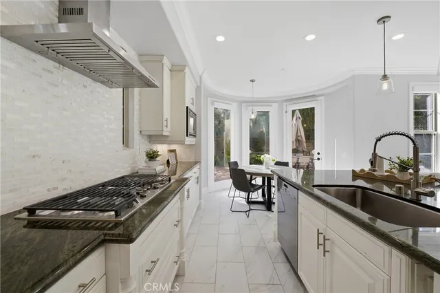 $4,288,000 | 42 Arcade, Irvine, CA 92603