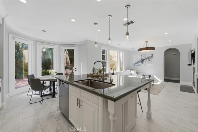 $4,288,000 | 42 Arcade, Irvine, CA 92603