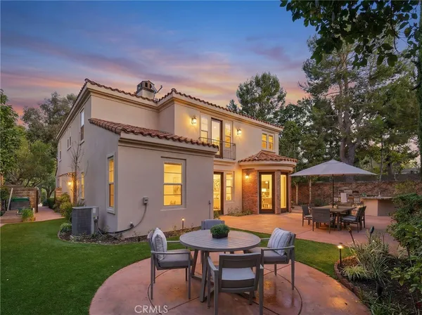 a building outdoor space with patio furniture