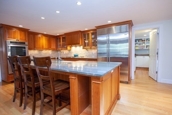 17 Bryn Mawr Road Wellesley, MA 02482 - Photo 11 of 29