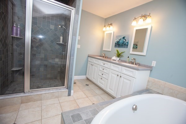 17 Bryn Mawr Road Wellesley, MA 02482 - Photo 23 of 29