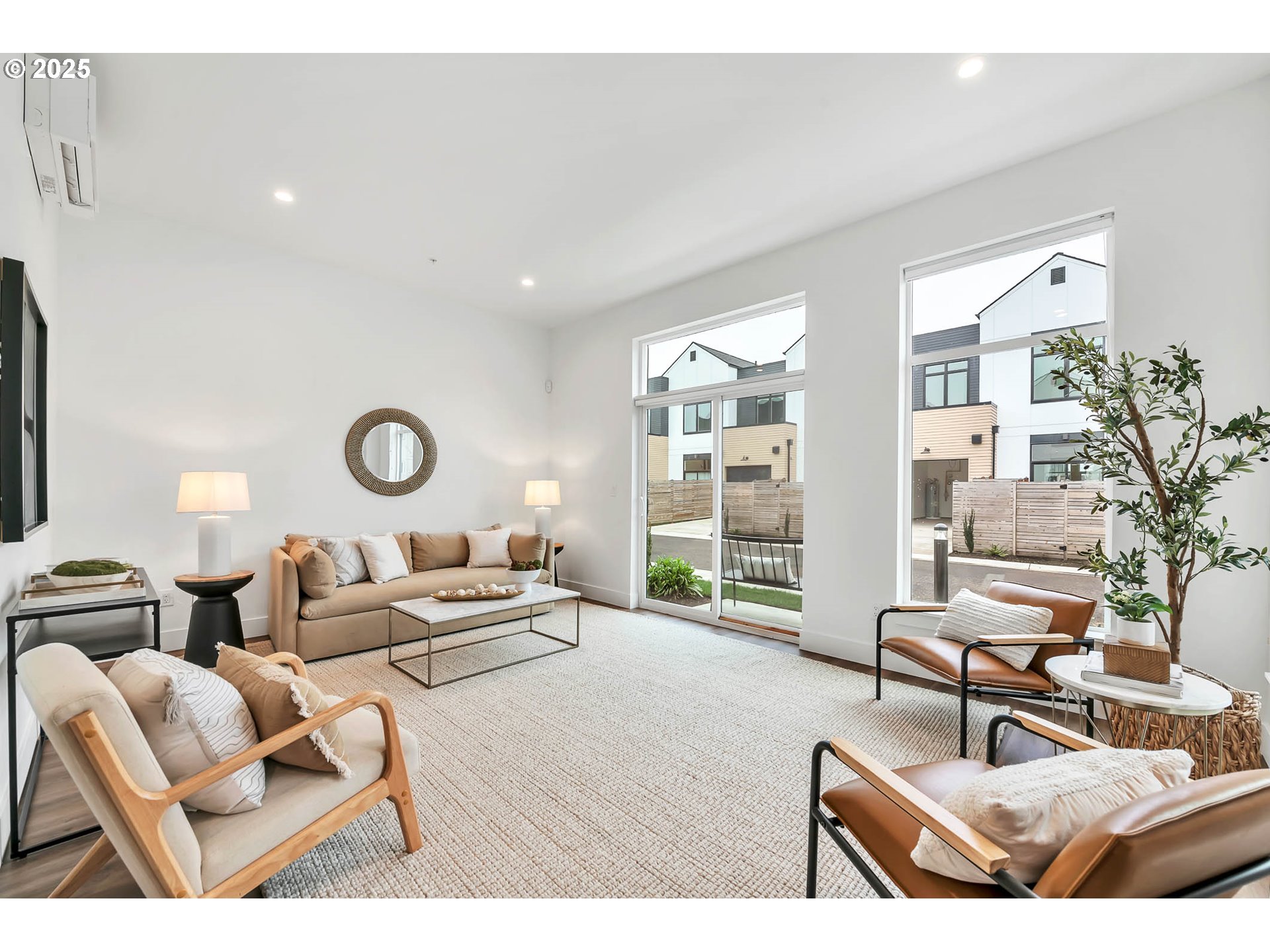 173 Civic Drive Eugene, OR 97405 - Photo 4 of 44