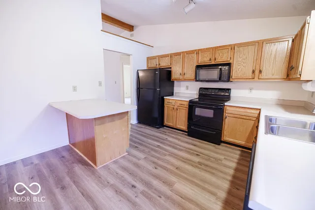 $339,000 | 5599 Highway 246, Spencer, IN 47460