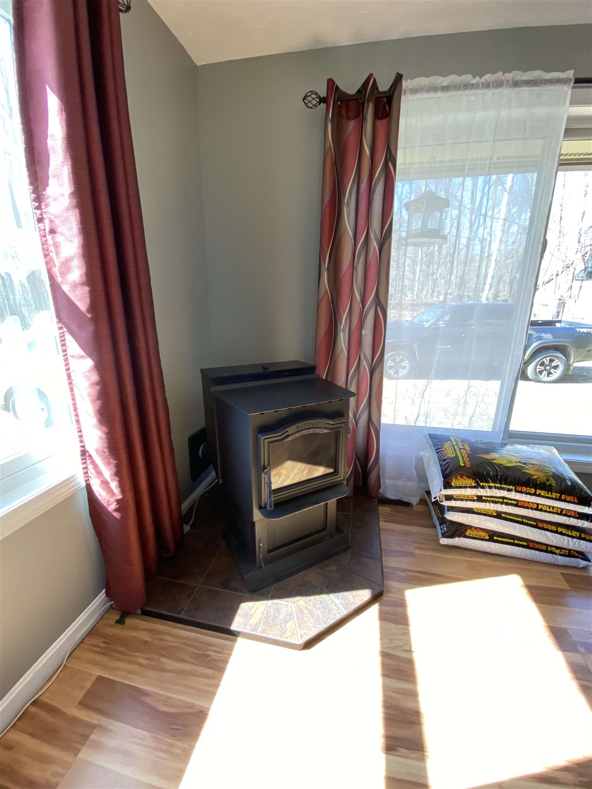 52 Gale Road Gilmanton, NH 03837 - Photo 4 of 39