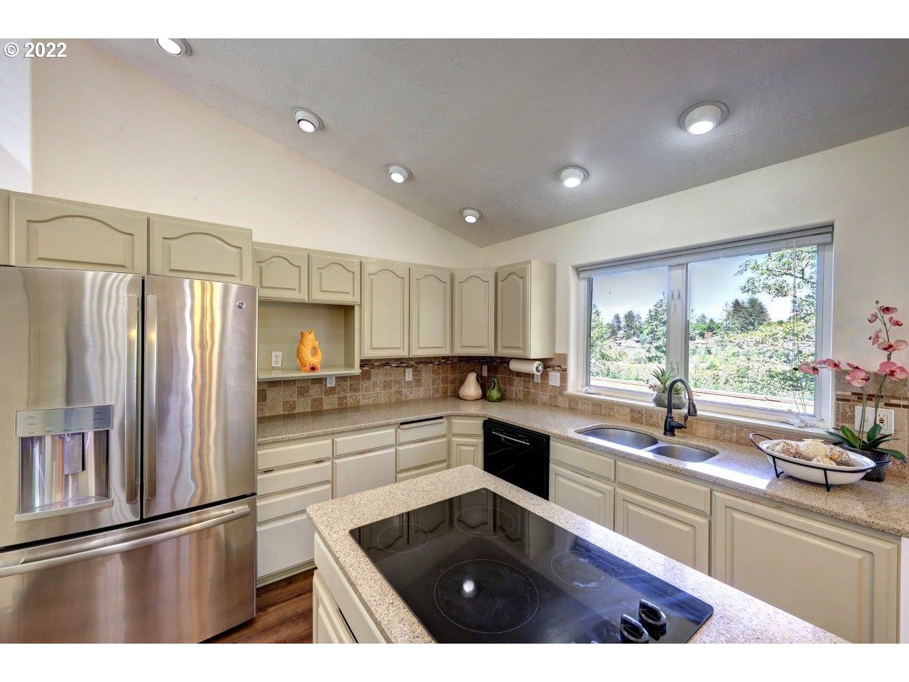 92161 Ridge Road Warrenton, OR 97146 - Photo 10 of 31 Gallery Image 10