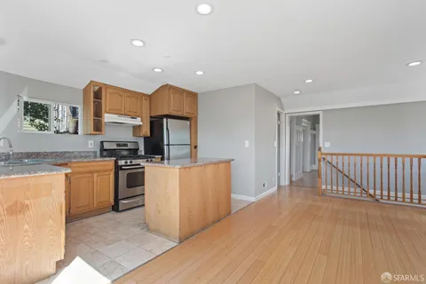 $1,399,000 | 759 Lakeview Avenue, San Francisco, CA 94112