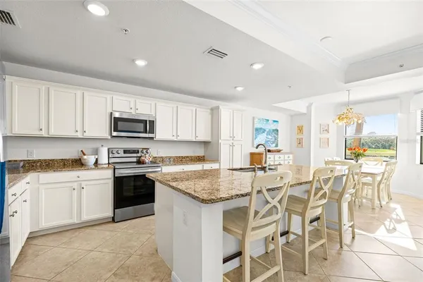 $2,850 | 16904 Vardon Terrace, Unit 107, Bradenton, FL 34211