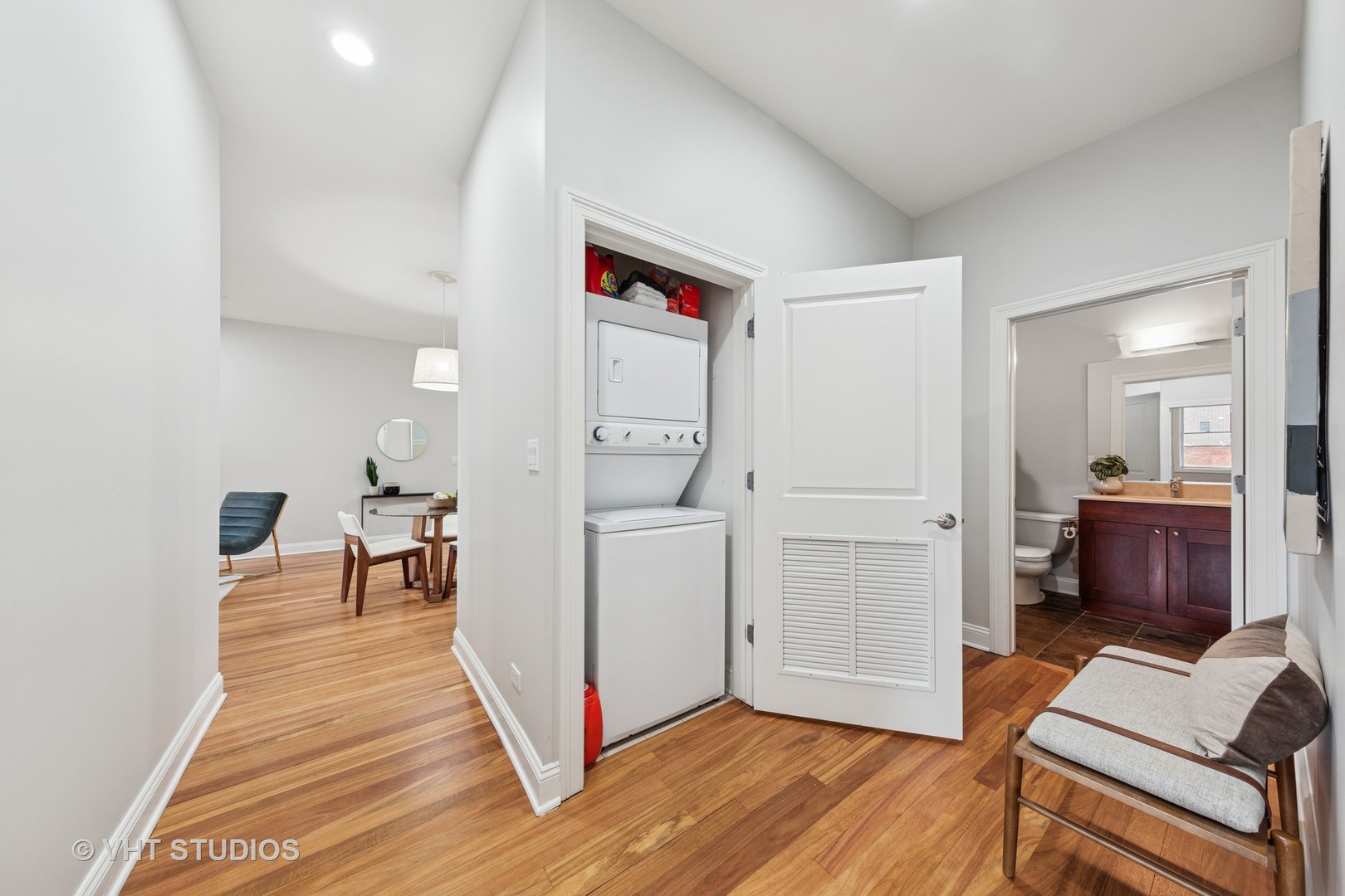 955 West Monroe Street, Unit 2C Chicago, IL 60607 - Photo 17 of 23 a view of a livingroom with furniture and wooden floor