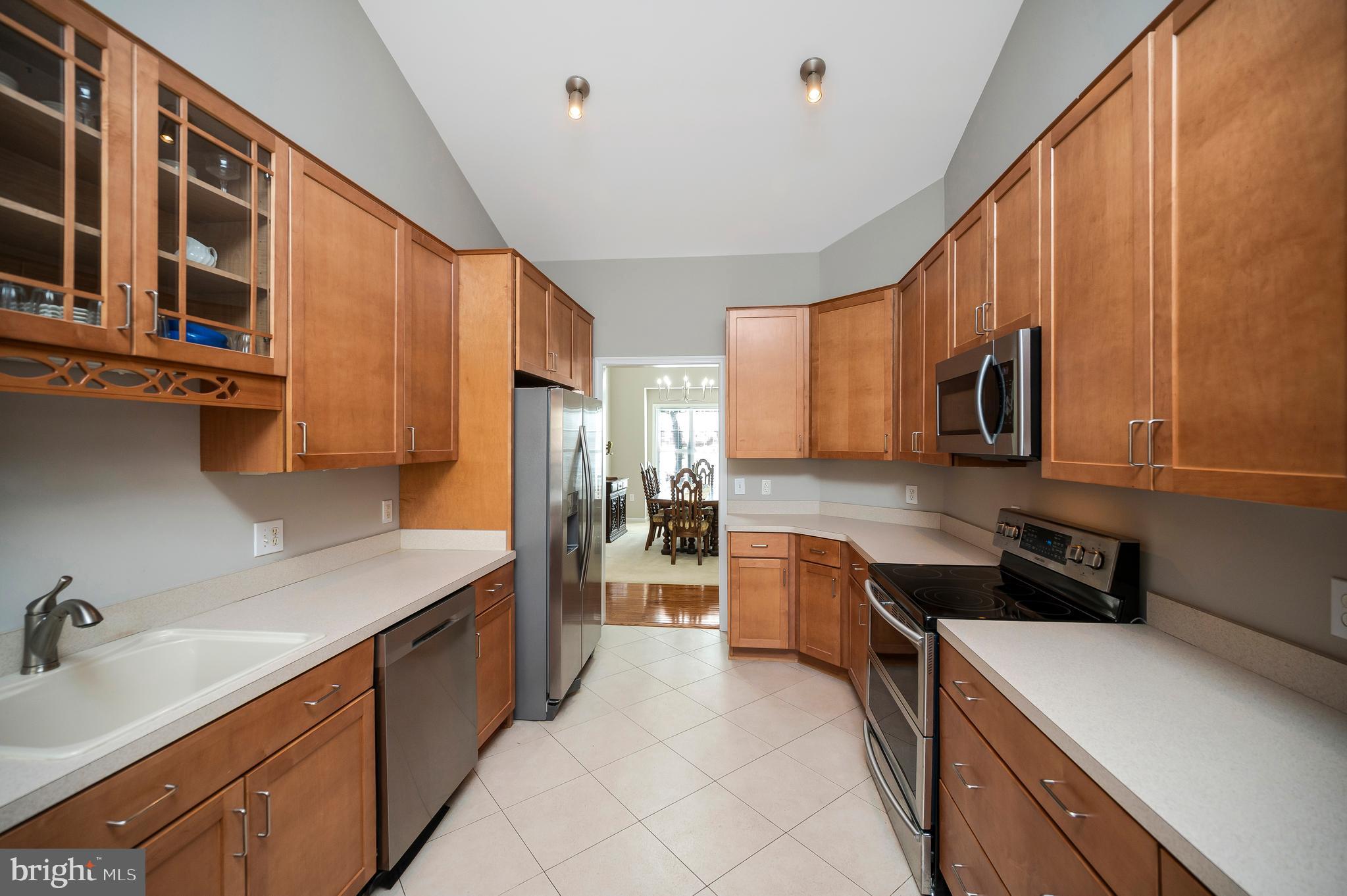 550 Harrison Circle Locust Grove, VA 22508 - Photo 11 of 39 The kitchen connects the formal dining and eat-in