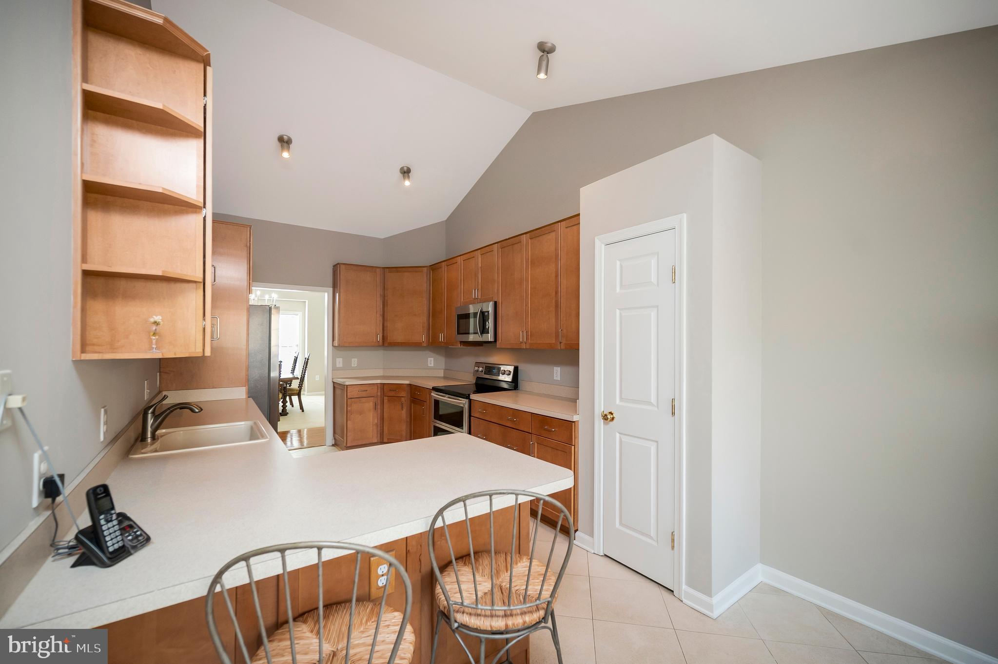 550 Harrison Circle Locust Grove, VA 22508 - Photo 10 of 39 Start the day at the heart of the home.