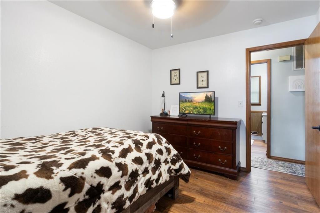 23209 Oakwood Circle Hermitage, MO 65668 - Photo 9 of 30