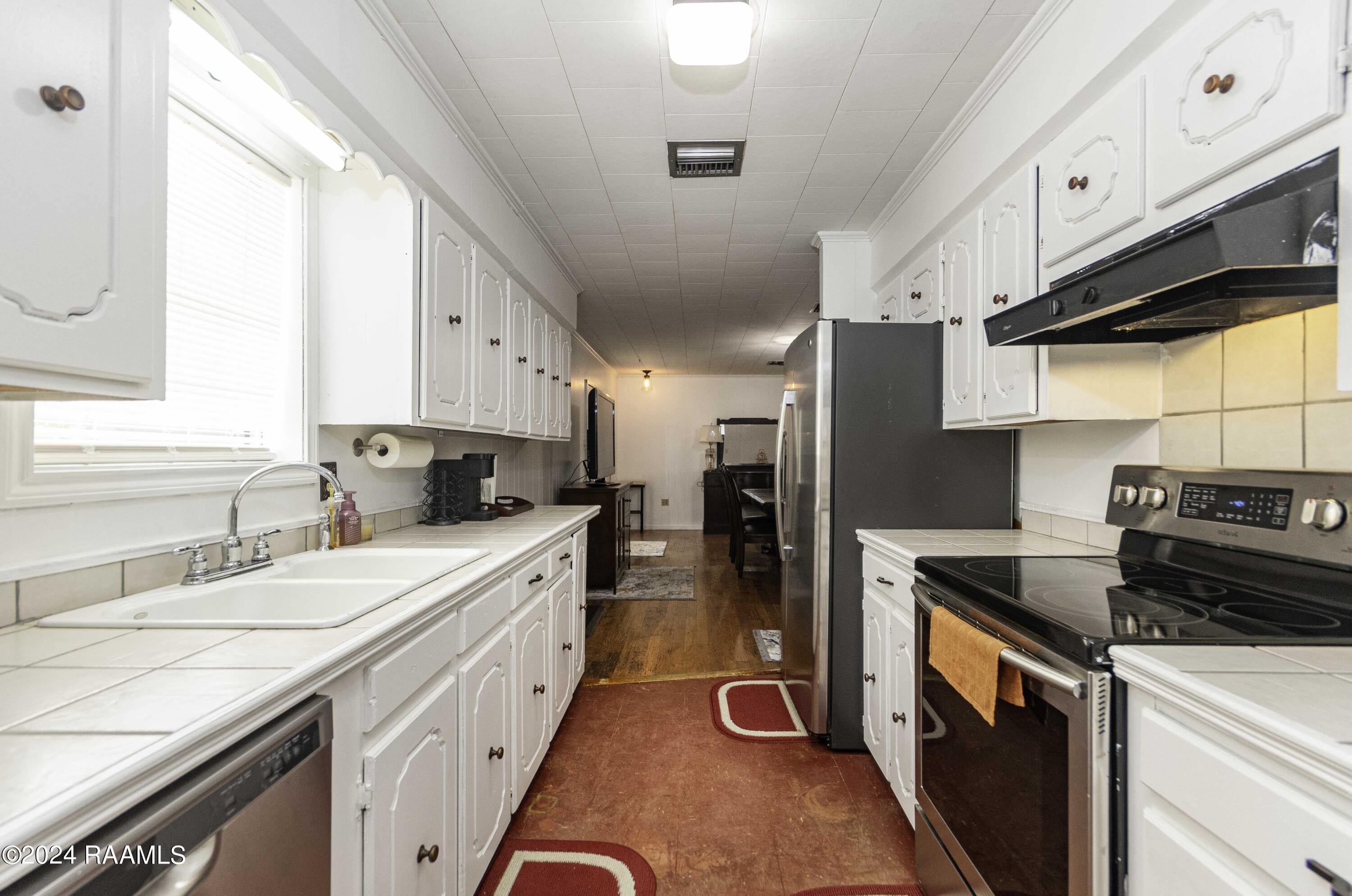 838 Country Ridge Road Opelousas, LA 70570 - Photo 11 of 39 Kitchen 6