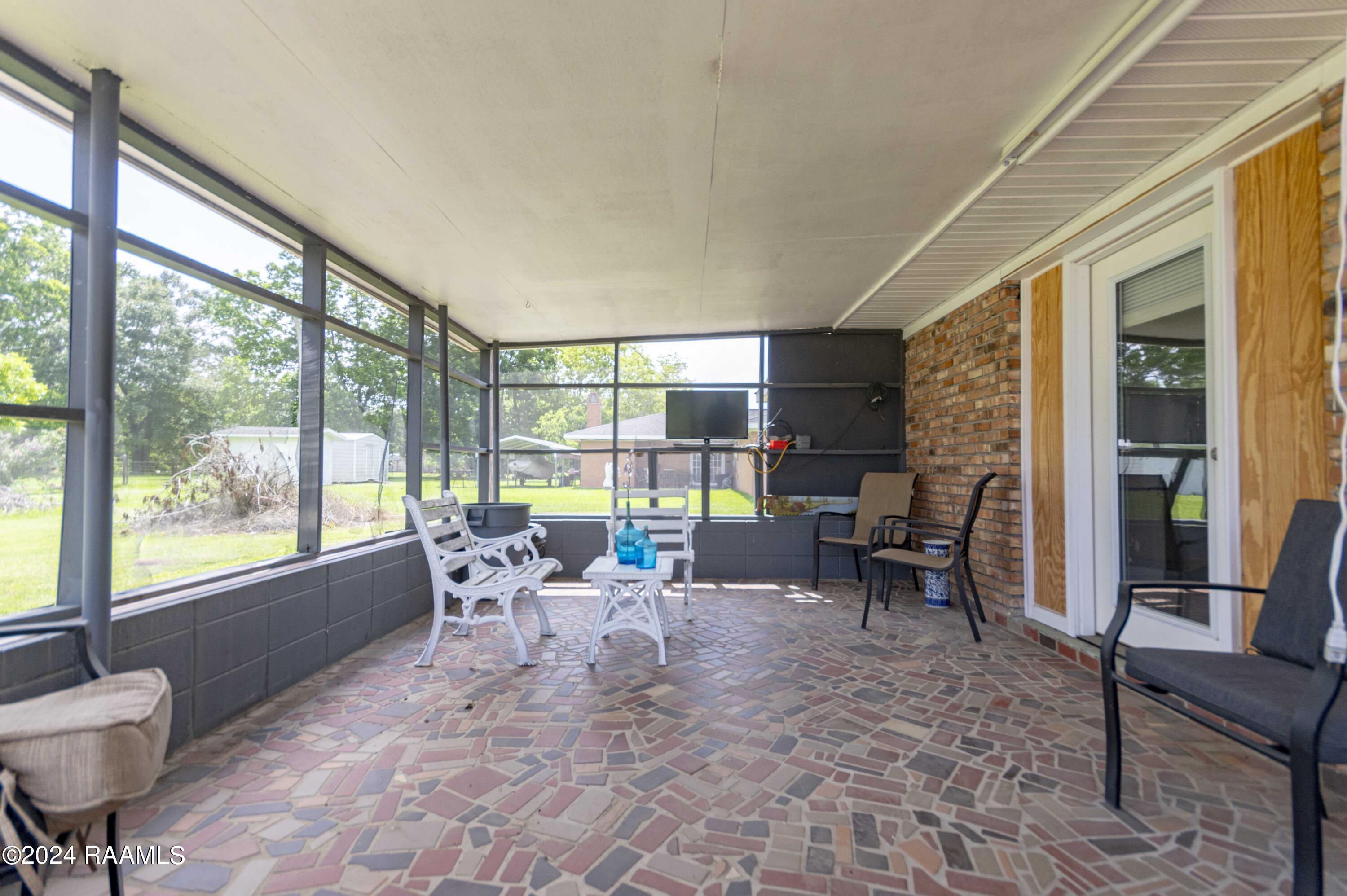 838 Country Ridge Road Opelousas, LA 70570 - Photo 27 of 39 Patio 2