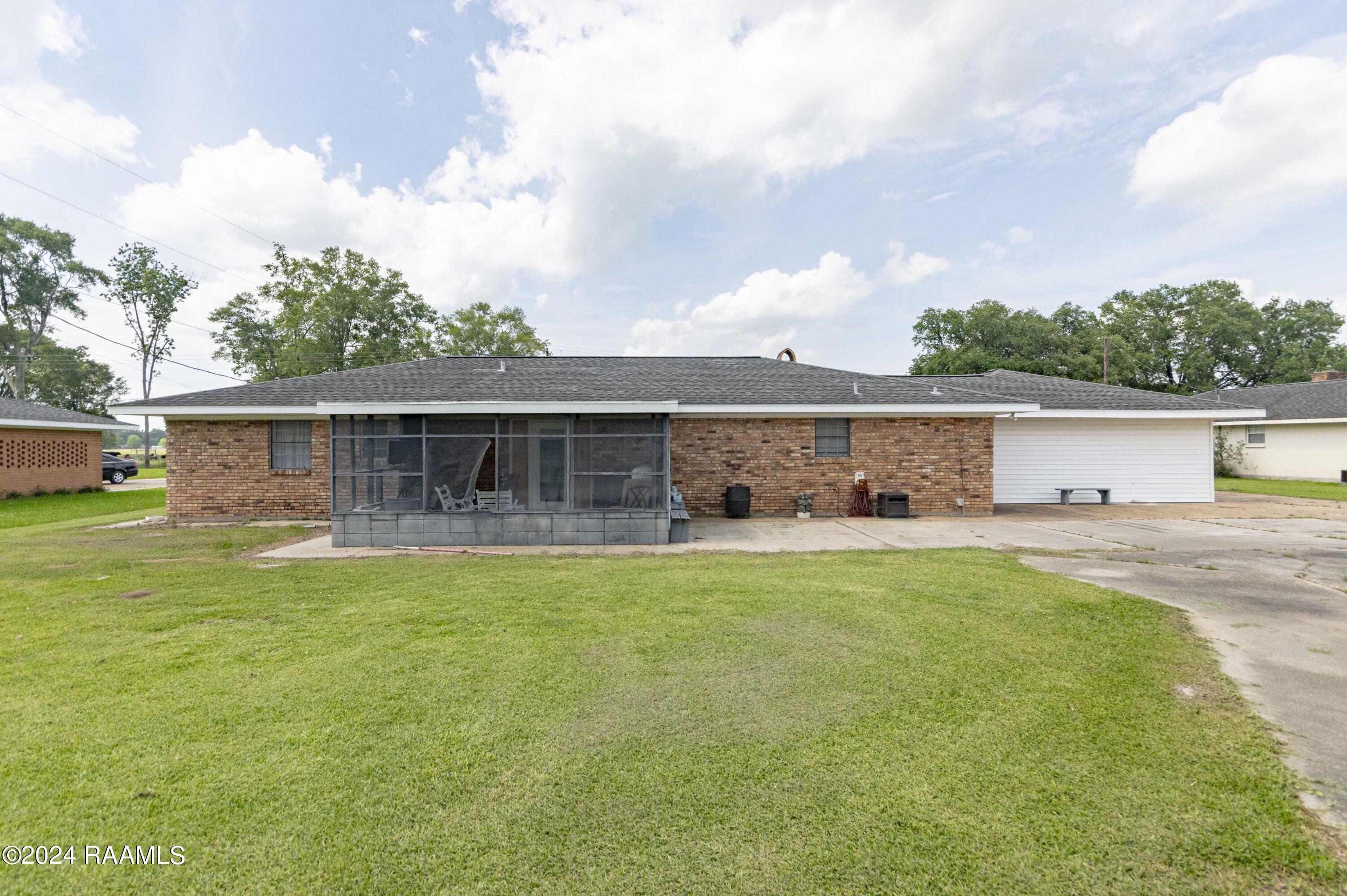 838 Country Ridge Road Opelousas, LA 70570 - Photo 36 of 39 Back 2