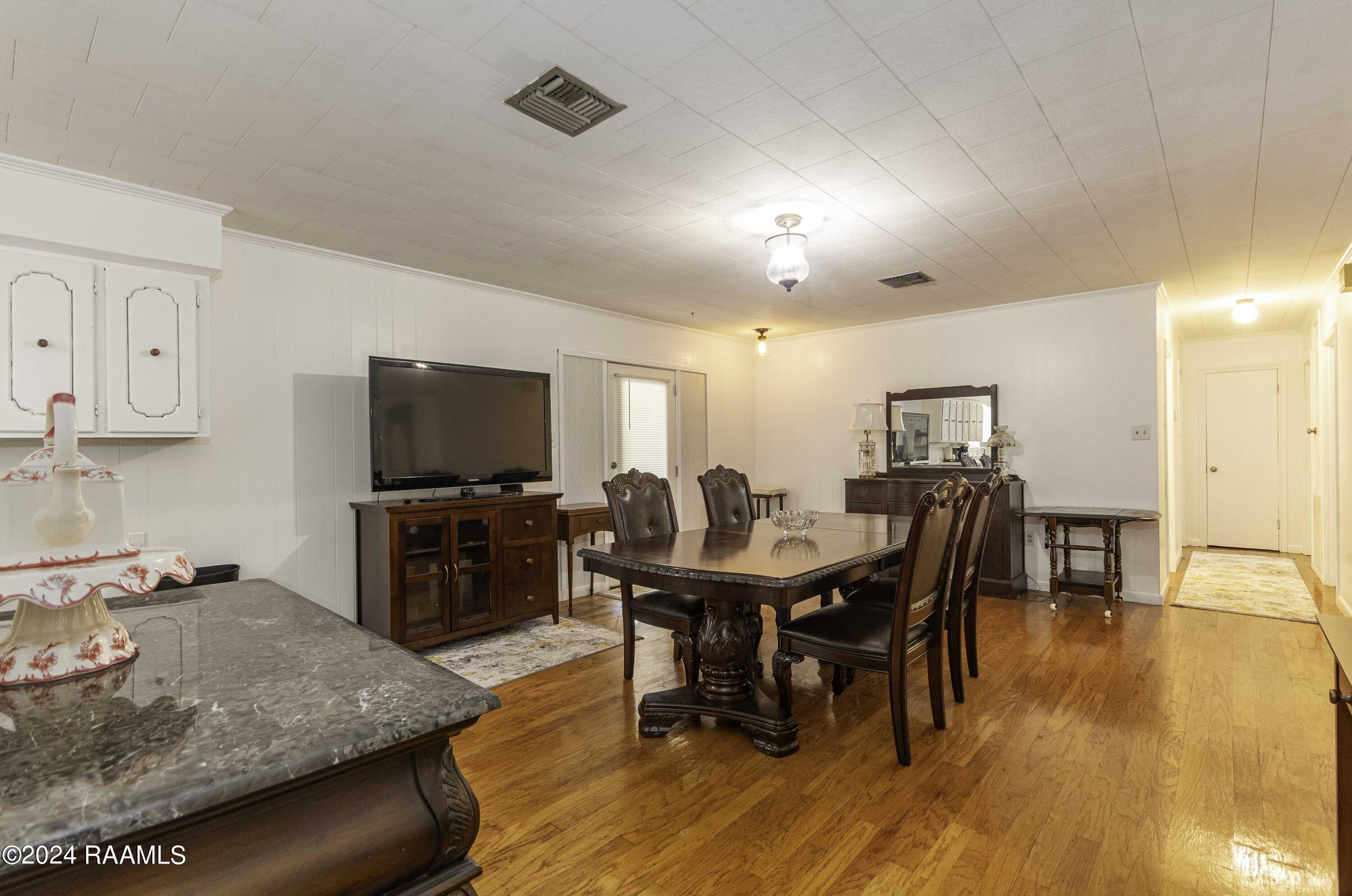 838 Country Ridge Road Opelousas, LA 70570 - Photo 7 of 39 Dining Area 4