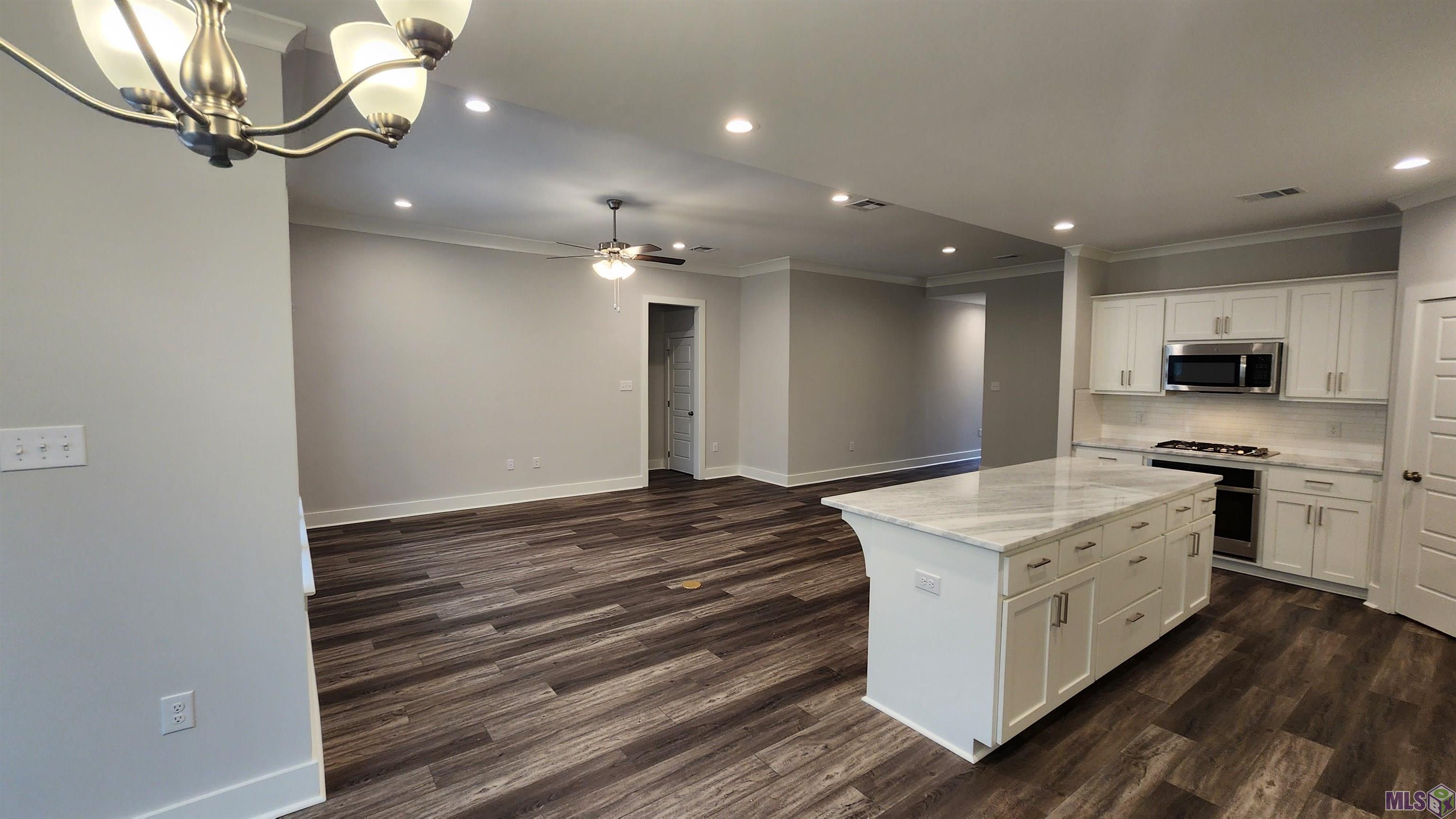 7243 Rockfish Road Baton Rouge, LA 70820 - Photo 2 of 6