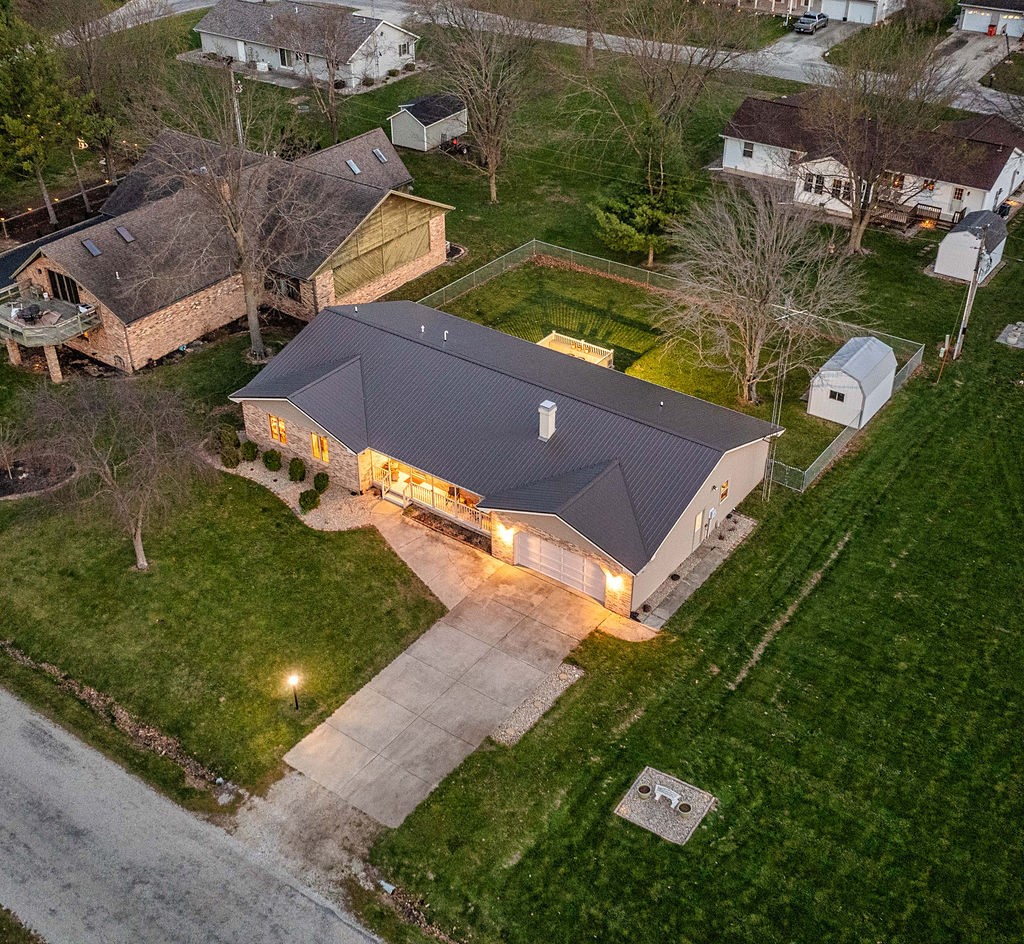 1171 Country Club Road Sullivan, IL 61951 - Photo 23 of 25 Gallery Image 23
