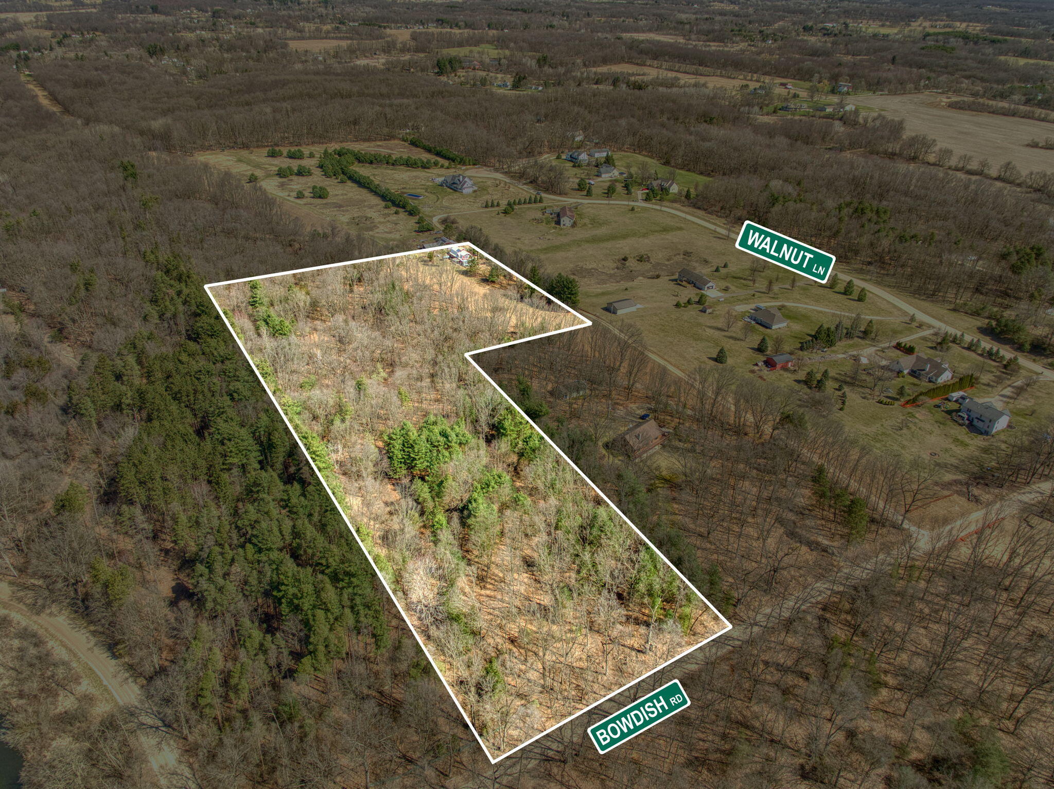18300 Bowdish Road Gregory, MI 48137 - Photo 2 of 24 59-web-or-mls-DJI_0195_HDR Lines