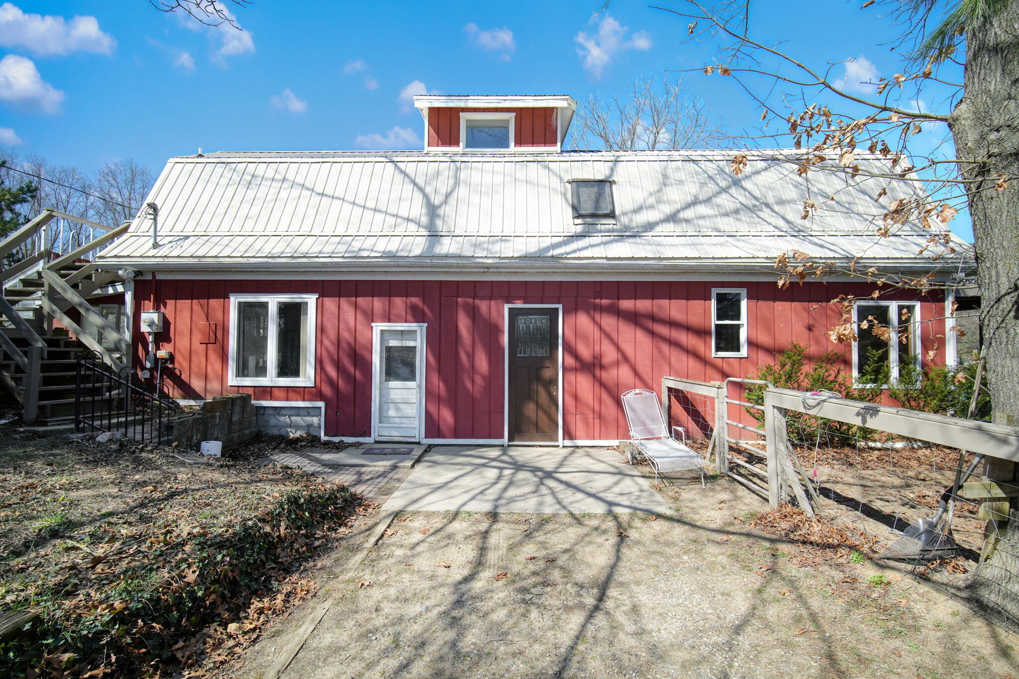 18300 Bowdish Road Gregory, MI 48137 - Photo 3 of 24 2