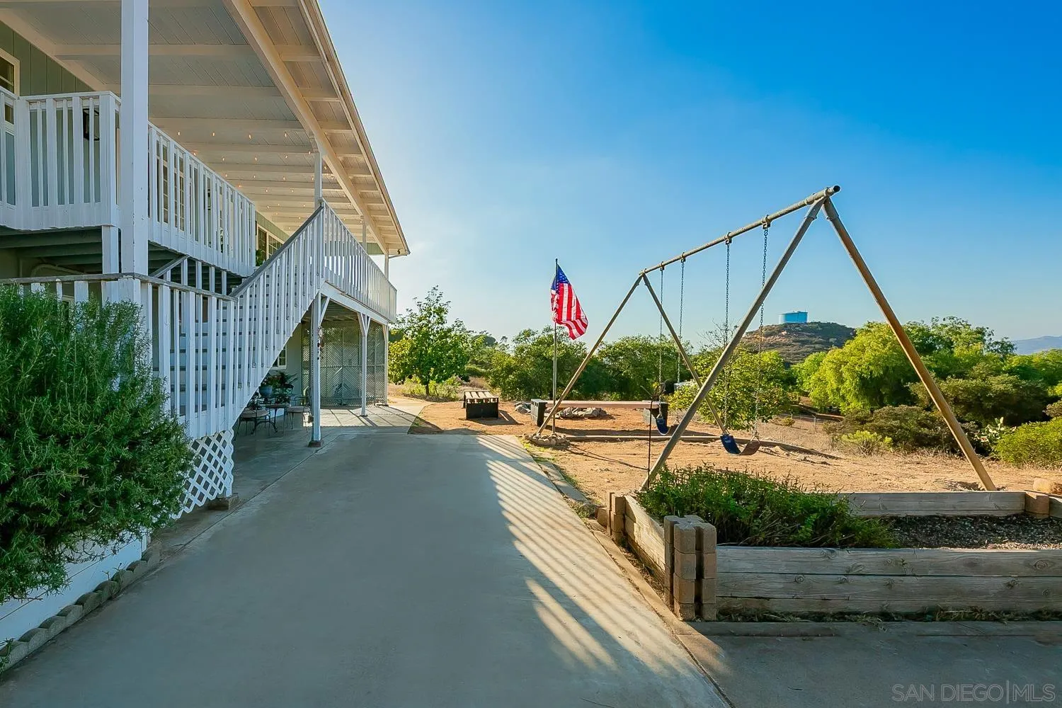 171 La Cresta Heights Road El Cajon, CA 92021 - Photo 21 of 75