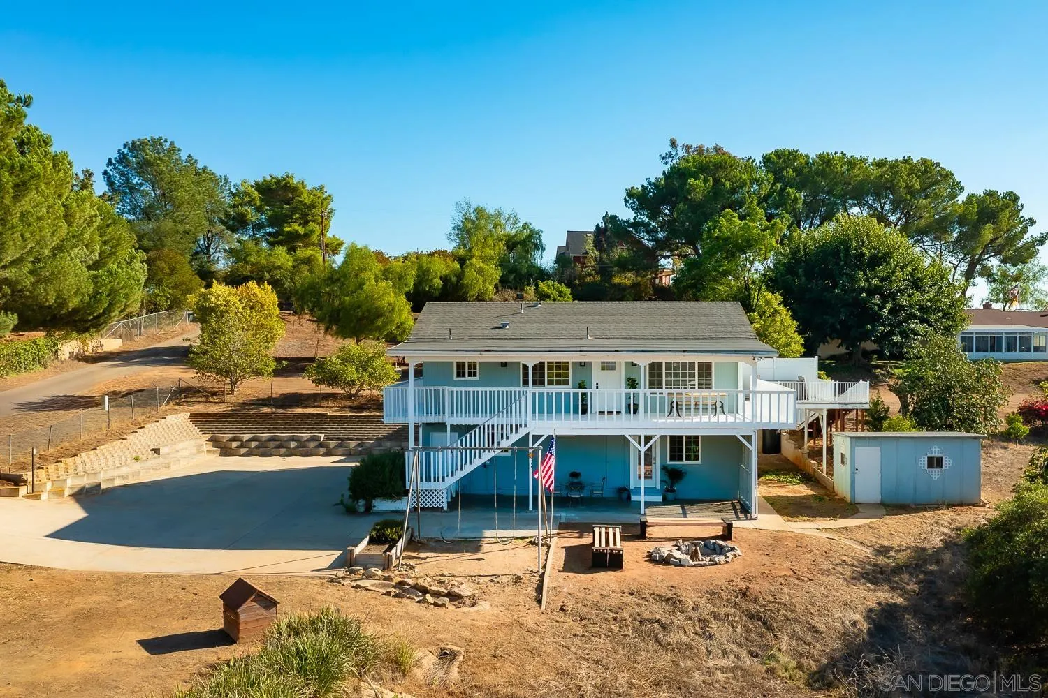 171 La Cresta Heights Road El Cajon, CA 92021 - Photo 3 of 75