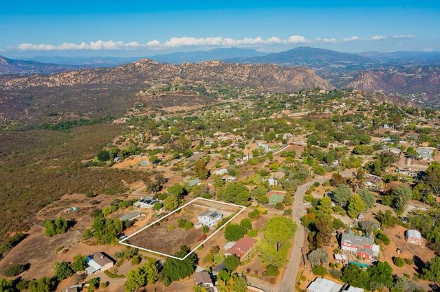 $900,000 | 171 La Cresta Heights Road, El Cajon, CA 92021