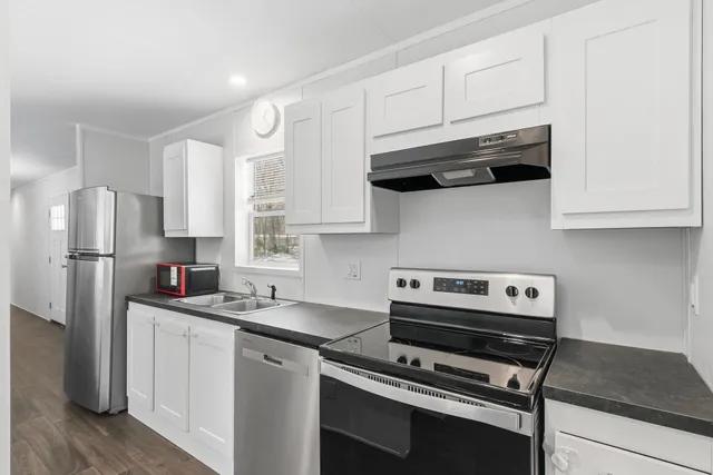 $72,500 | 1752 East County Road, Arkdale, WI 54613