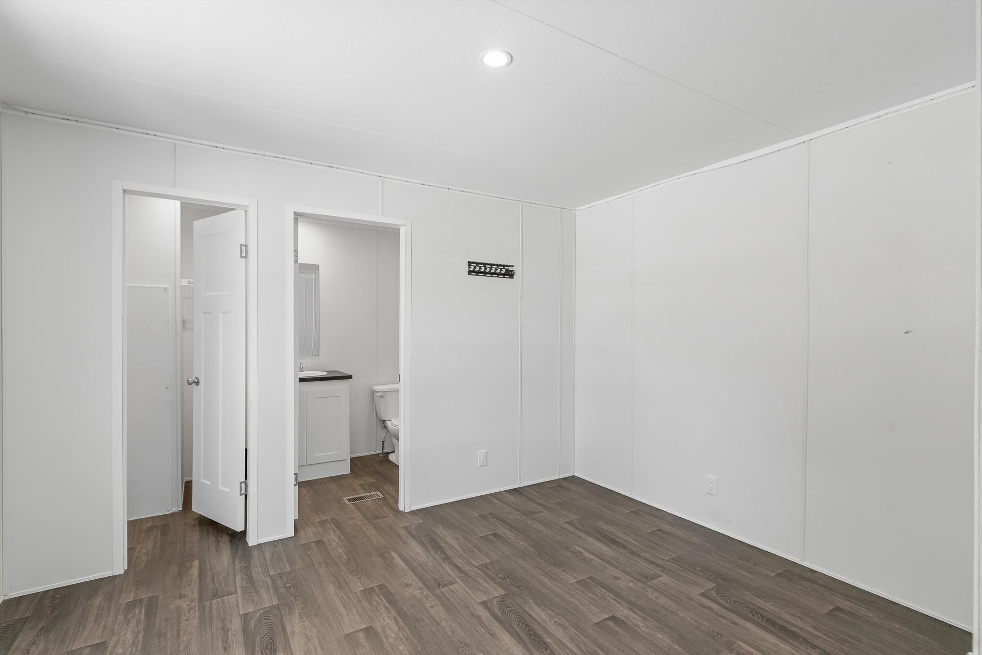 1752 East County Road Arkdale, WI 54613 - Photo 16 of 39