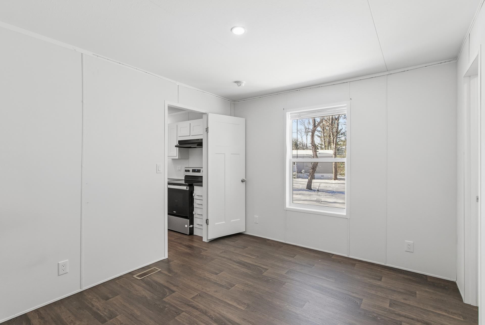 1752 East County Road Arkdale, WI 54613 - Photo 18 of 39