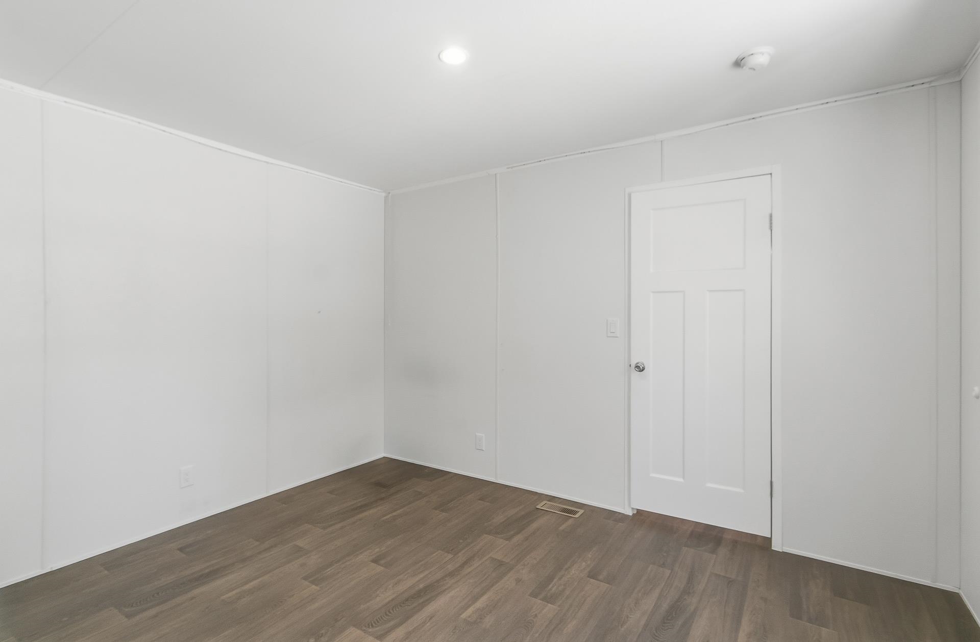 1752 East County Road Arkdale, WI 54613 - Photo 19 of 39