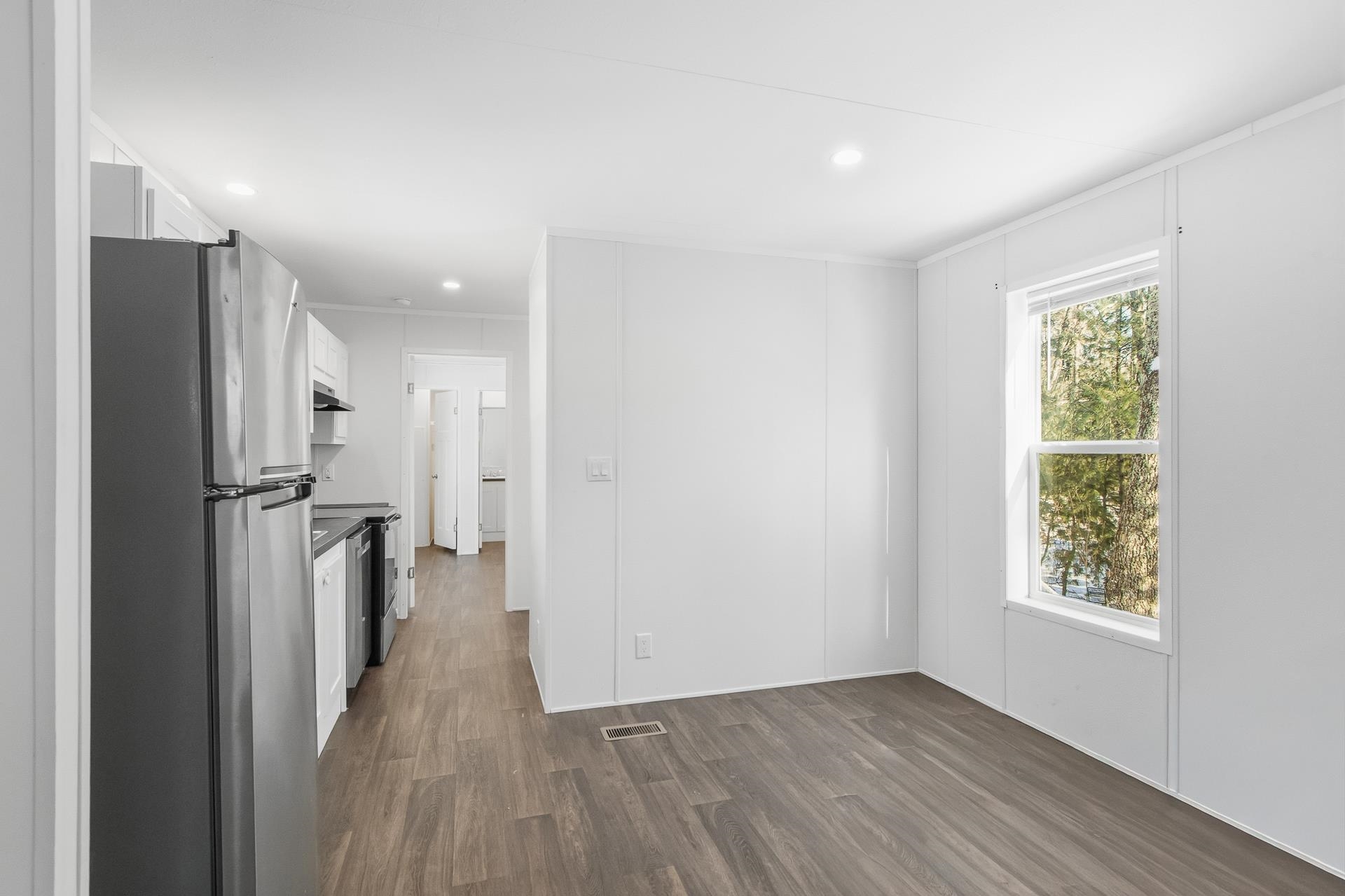 1752 East County Road Arkdale, WI 54613 - Photo 5 of 39