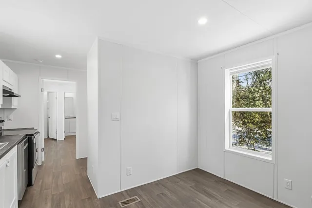 $72,500 | 1752 East County Road, Arkdale, WI 54613