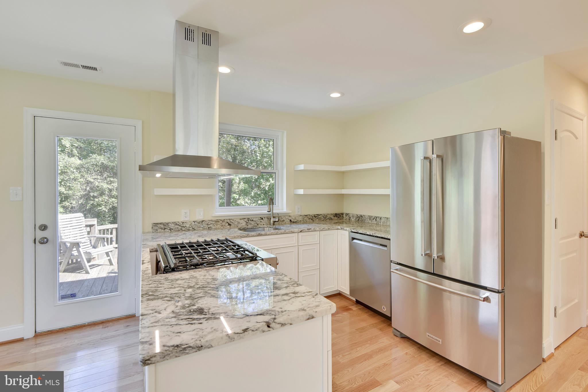 9105 Levelle Drive Chevy Chase, MD 20815 - Photo 5 of 57